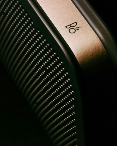 B & O
